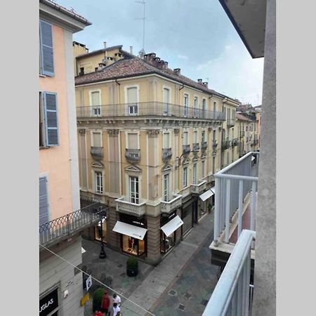 Appartamento Cozy In Super Centro! Asti Eksteriør billede